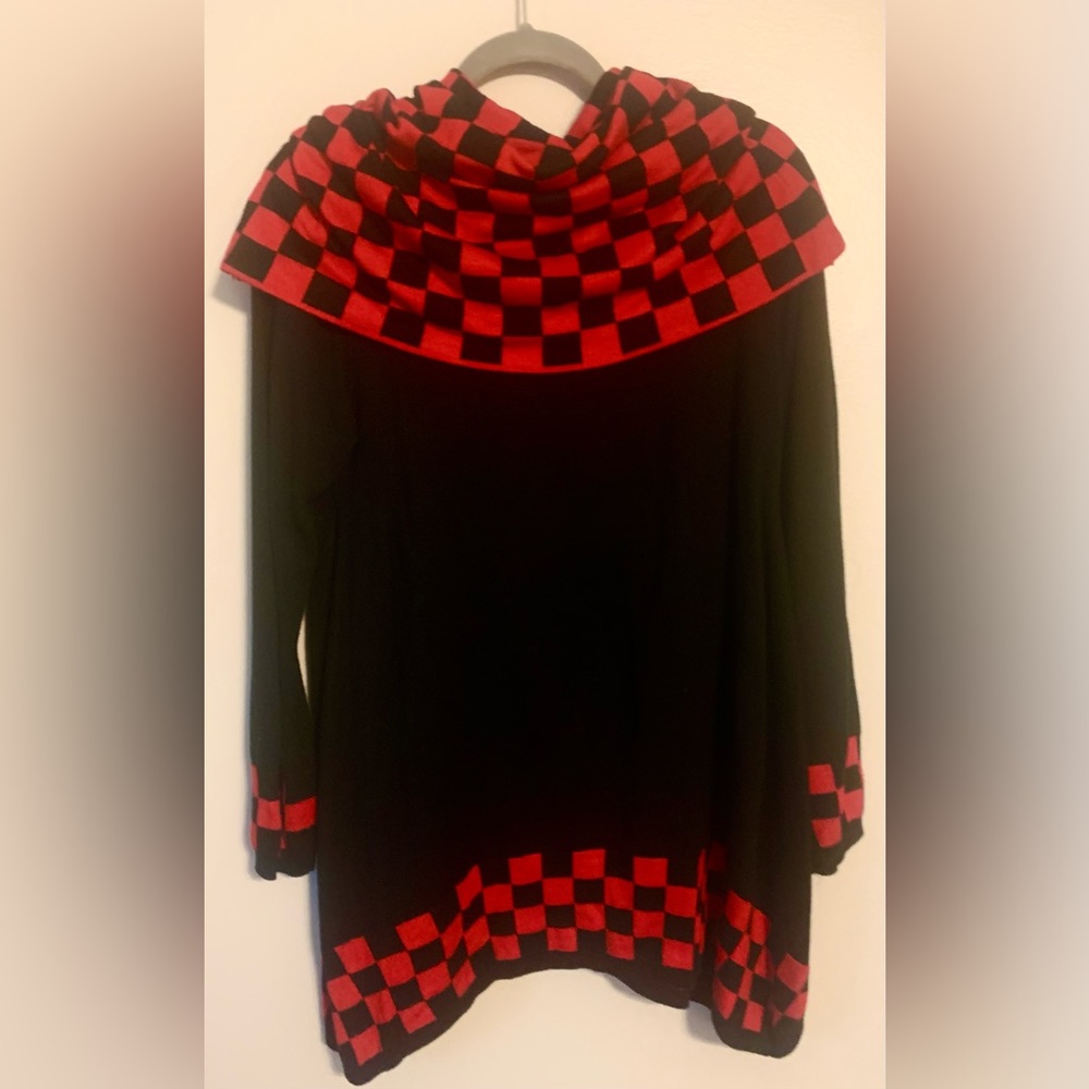 ❤️ P Luca Milano Tunic with detachable scarf